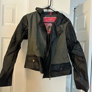 Leather / Army Green Jacket Women’s Size M